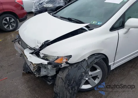 2010 Honda Civic Lx z USA, uszkodzony, nr VIN 2HGFA1F54AH537811